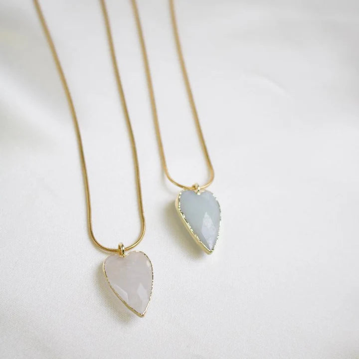 Caro // Heart Pendant Necklace