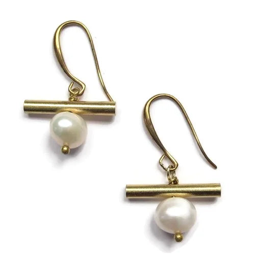 Daydream Pearl Earrings