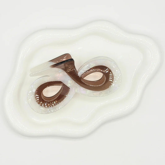 Aki Infinity Cellulose Acetate Hair Claw Clips