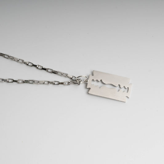Razor 22" Necklace