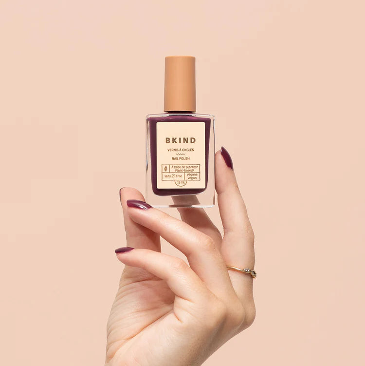 Su'a Brosse Nail Polish