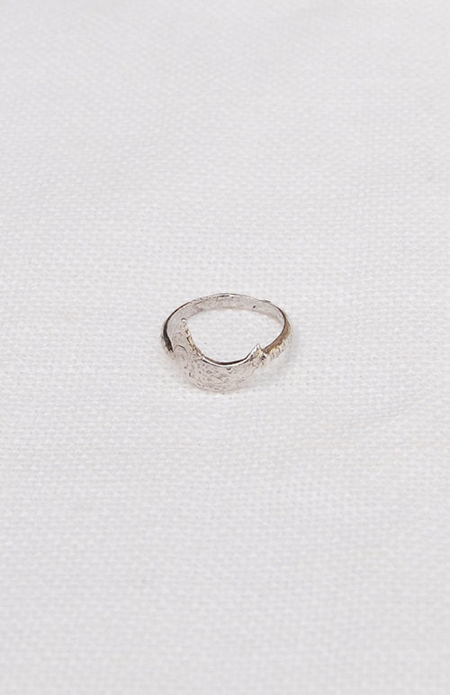 Lunar Ring